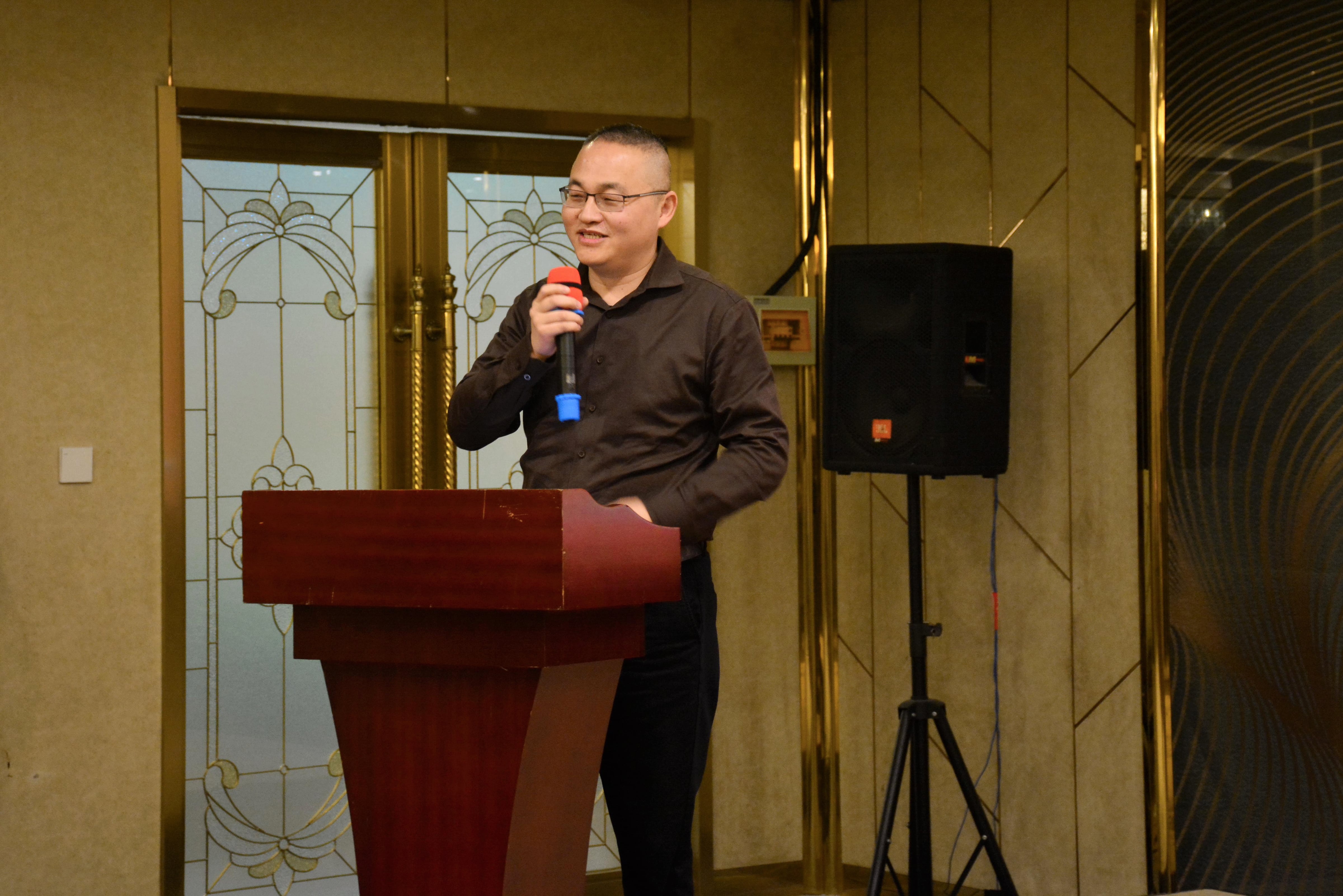 莘納吉科技2024年度骨干會議暨年終表彰會圓滿落幕